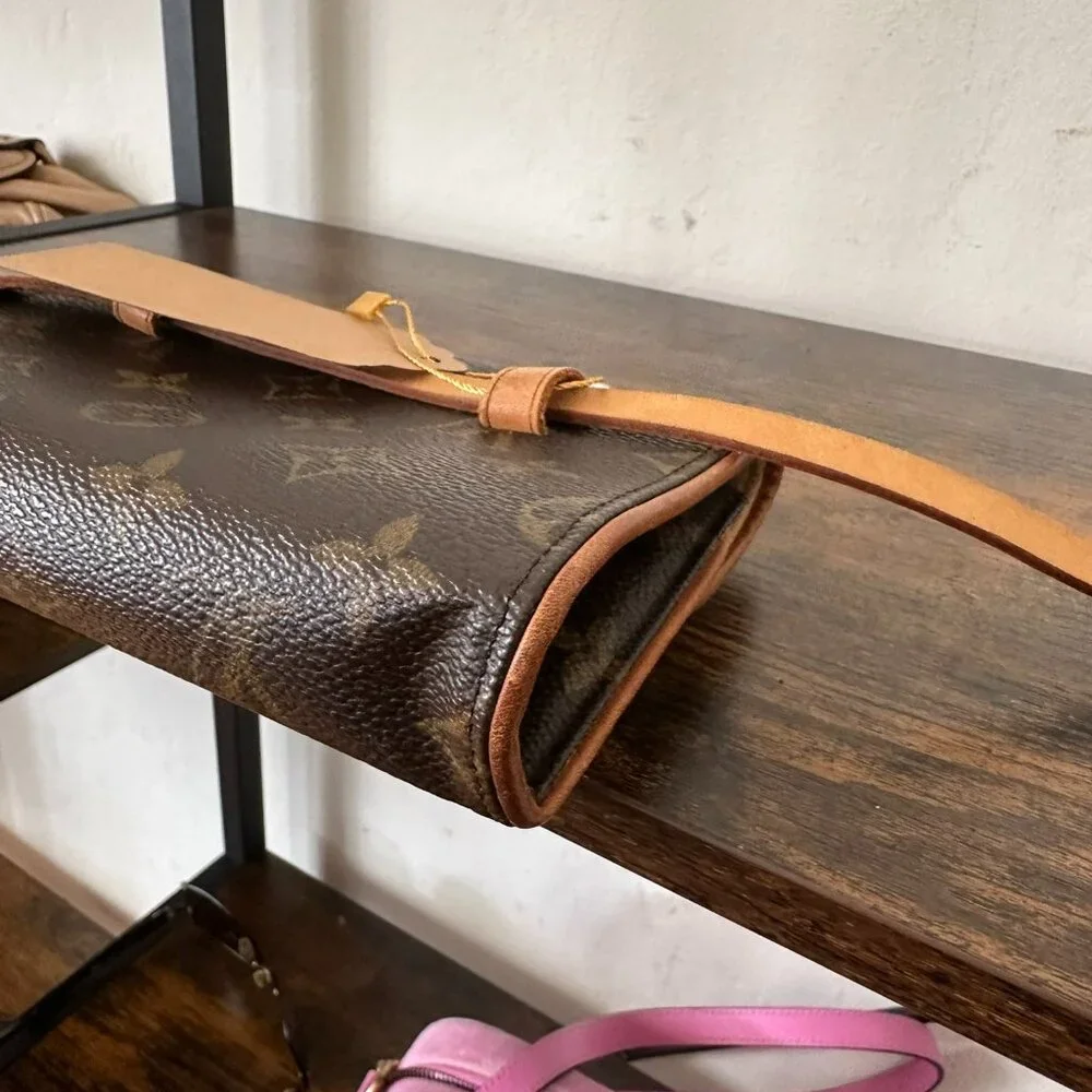 Authentic Louis Vuitton Pochette Florentine Belt Bag - Picture 6 of 7